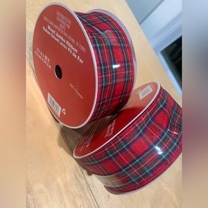 2 jumbo wired ribbons